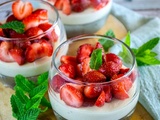 Crèmes à la vanille et fraises