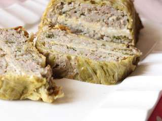 Chou farci a la viande hachée et fromage