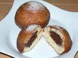 Beignets fourrés au chocolat