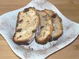Cake aux amandes, noix de cajou et chocolat