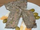 Terrine de volaille au Porto et olives