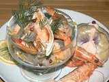 Verrine de crabe et crevettes sur lit d'artichaut