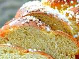 Brioche vendeenne ou gache ? tresse ou raie au milieu ? a vous de choisir, pour moi ce sera tresse