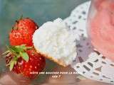 Creme glacee aux fraises et au lait de coco et mes boules express a la noix de coco