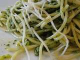 Spaghettis aux courgettes, sauce persil