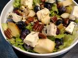 Salade au roquefort et ses petits fruits