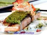 Filet de saumon en viennoise d'herbes,mousseline de pois cassés,crème à la ventrèche