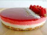 Entremet citron vert et framboise, dacquoise à la noix de coco