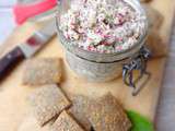 Rillettes végétariennes aux radis roses, biscuits apéritifs au sarrasin