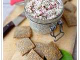 Rillettes végétariennes aux radis roses, biscuits apéritifs au sarrasin
