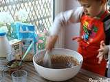 Faire de la pâtisserie simple & facile avec les enfants le mercredi et 6 ingrédients de base {recette de crêpes et marbré choco}