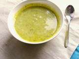 Soupe de légumes verts au curry