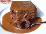 Cake chocolat-noisette, sauce pralinée