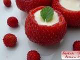 Revisiter les  fraises à la crème  : grosses fraises farcies d'une  panna cotta 