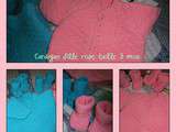 Cardigan fille rose bonbon ou turquoise et les chaussons layette assortis