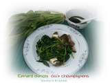 Epinard chinois sautés à l'ail, sauce soja et champignons