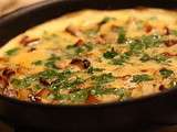 Omelette aux pommes de terre et aux herbes du jardin