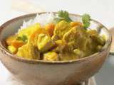 Curry de volaille aux fruits secs, riz basmati à la cardamome