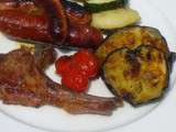 Grillades de viandes et de légumes au barbecue
