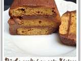 Bûche praliné au pain d’épices et poires caramélisées