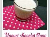 Yaourt chocolat blanc coulis de framboises