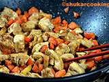 Filets de poulet aux carottes et gingembre au wok