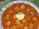 Boulettes de merlan en sauce rouge