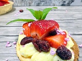 Dessert - tartelettes sablées à la crème pâtissière /menthe /cranberries