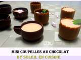 Mini coupelles et mini tasses au chocolat au lait fraise et chocolat noir