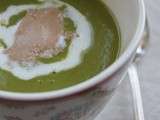 Velouté de petits pois & copeaux de foie gras