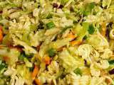 Ramen au poulet en salade composée aux légumes du marché