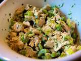 Salade de poulet, pruneaux, fromage, champignons (Russie)