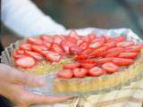 Tarte fraises rhubarbe et crème d’amande #FraîchAttitude