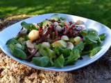 Salade d’Amour – Mâche, Champignons, Avocat, Noix de Macadamia