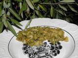 Accompagnement de légumes :  Esparregado de feijao verde  (Poêlée de haricots verts à l'ail et au vinaigre)