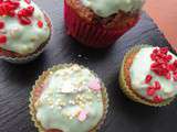 Cupcake à la framboise, glacage pistache