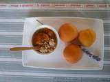 Abricots rôtis lavande miel, crumble chocolat blanc