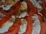 Salade de tomates, mozzarella et sel à la truffe