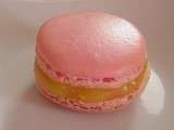 Macaron rose a la creme de citron