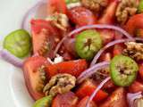 Salade de tomates au sumac et à la mélasse de grenade