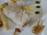 Nems de sardines, grenailles primeurs de Noirmoutier et asperges sauce aux blettes