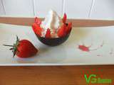 Coque Chocolatée & Mousse à la Fraise