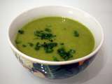 Soupe légère céleri rave, brocoli et curcuma