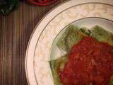 Ravioli vert à la ricotta et à la sauce tomate