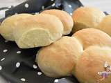 Boules de pain blanc moelleuses (comme en Belgique)