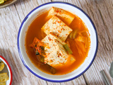 Kongnamul Kimchi Guk / Soupe de Kimchi aux pousses de soja / 공나물김치국