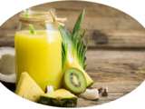 Boisson ananas et eau de noix de coco pour aider à la perte de poids