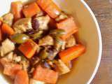 Tajine de poulet aux carottes et olives vertes