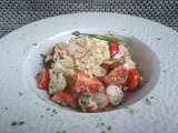 Salade de choucroute, radis, tomates et champignons