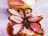 Envie de papillons roses: Butterfly strawberry cupcakes